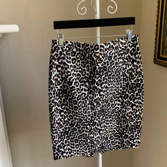 J. Crew Dresses & Skirts - J. Crew Leopard Pencil Skirt in Black & Cream